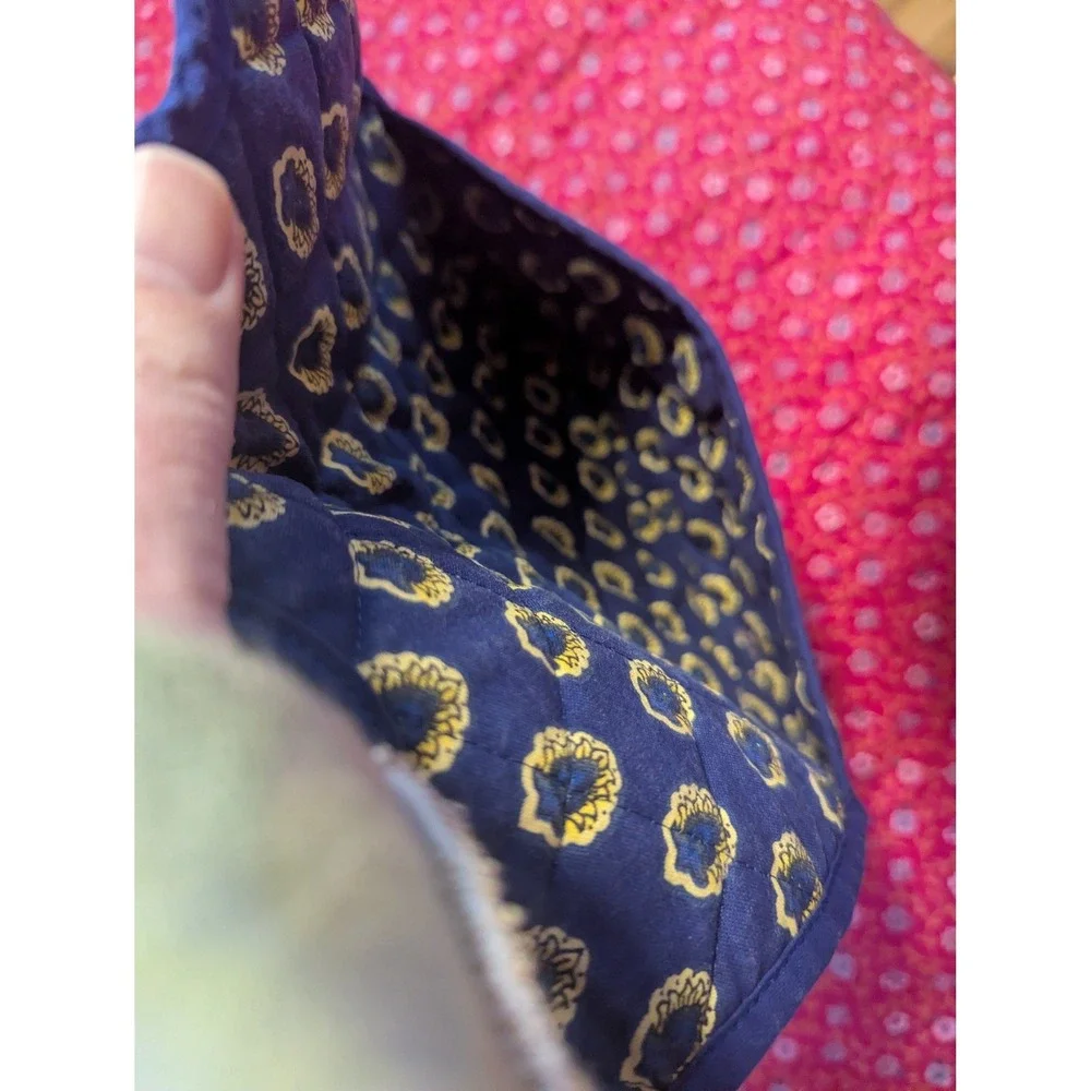 VTG Vera Bradley Rare Maison Blue Provence Quilted Bag Checkbook Retired - Picture 4 of 6